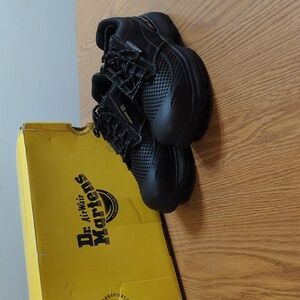 🔥❤️⚠️NIB Dr. Martens Black Mesh Safety Shoes Women's size 6 (Men's sz 5)🔥❤️⚠️
